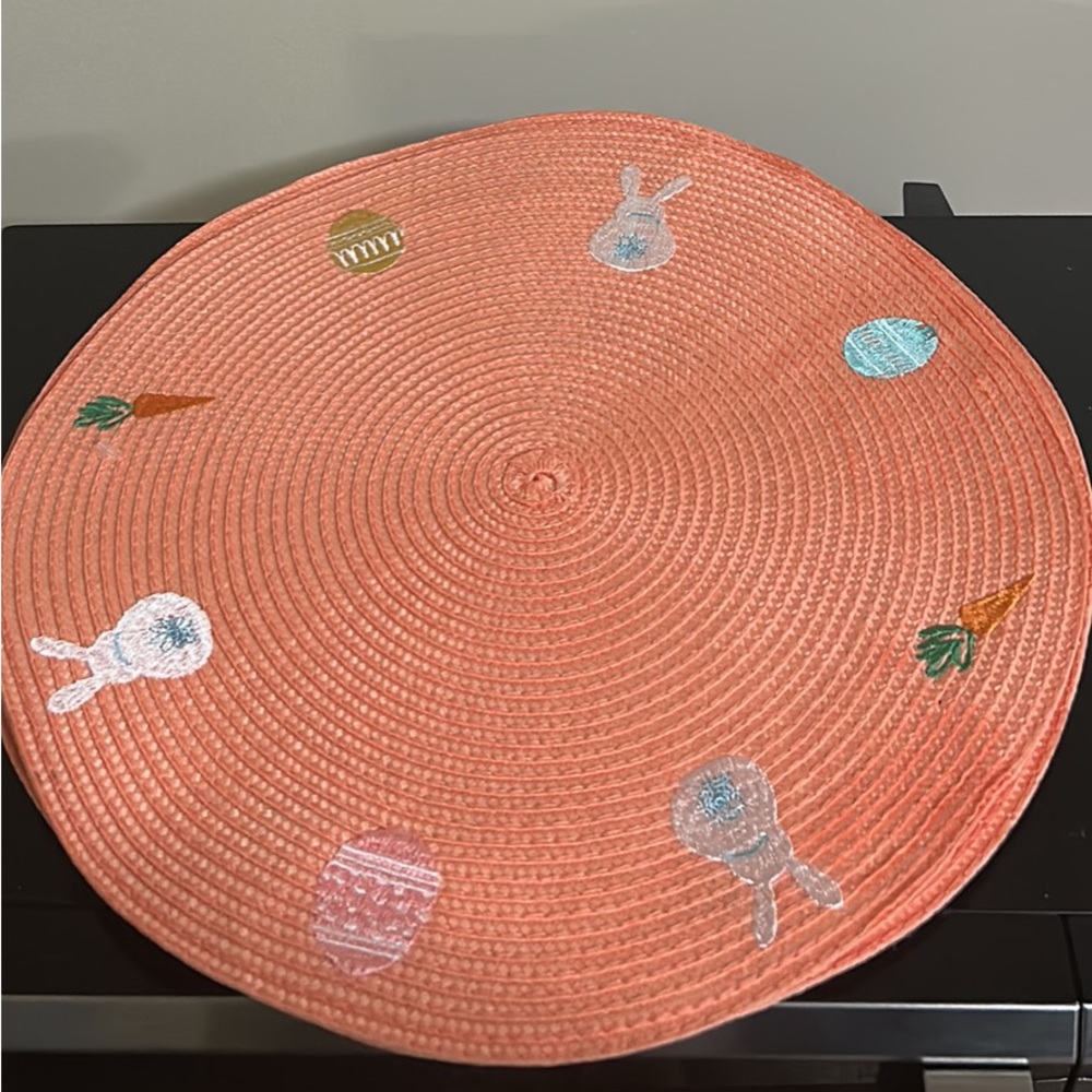 New Lot of 4 Easter Placemats